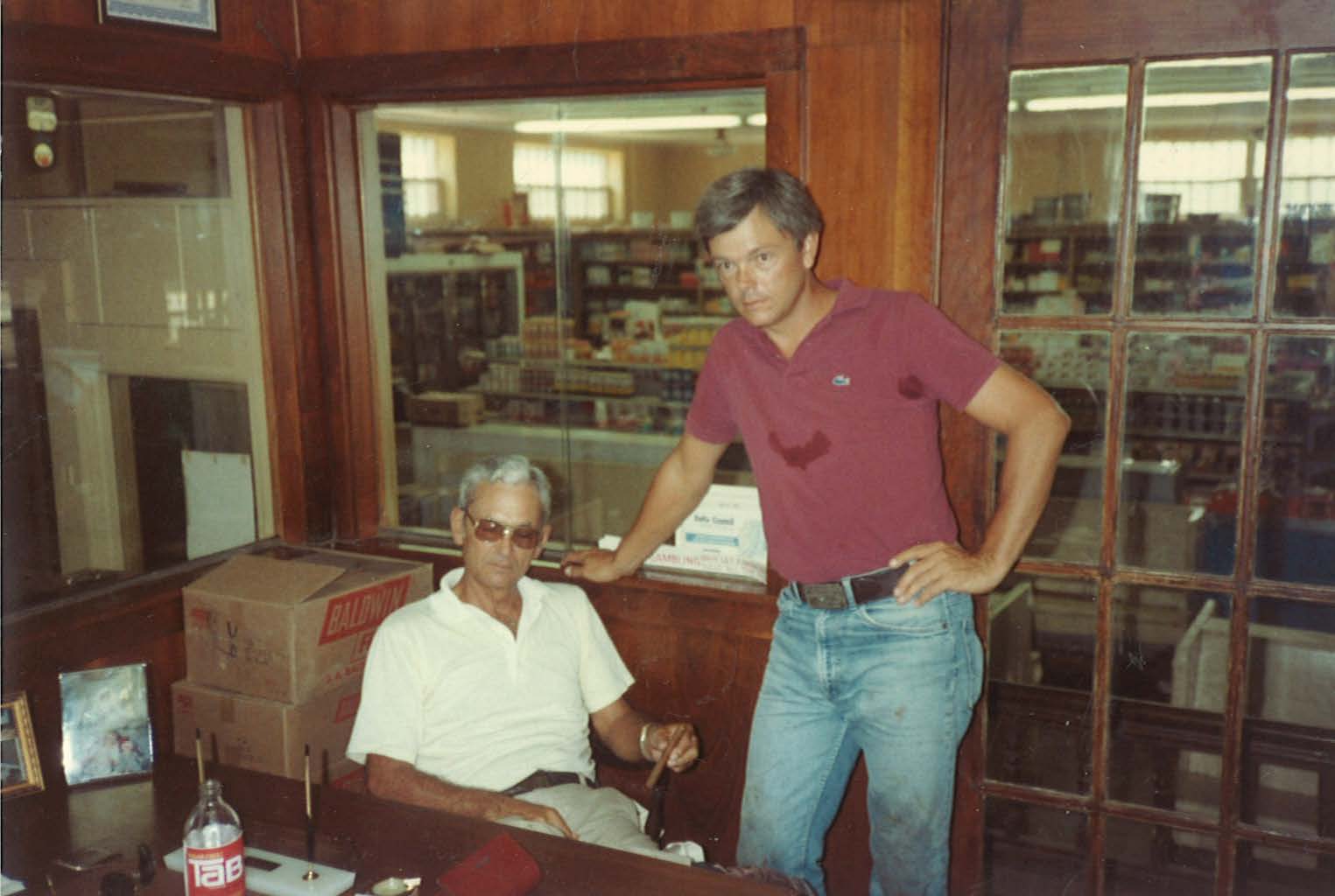 Bag10_Page_2_Image_0001