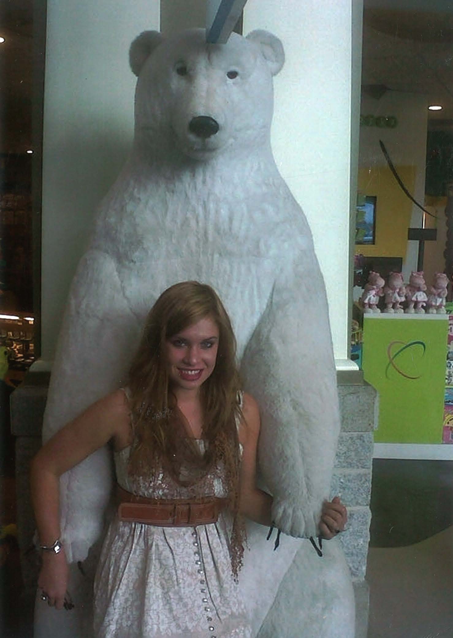 Euro Pics port_Page_28_Image_0001