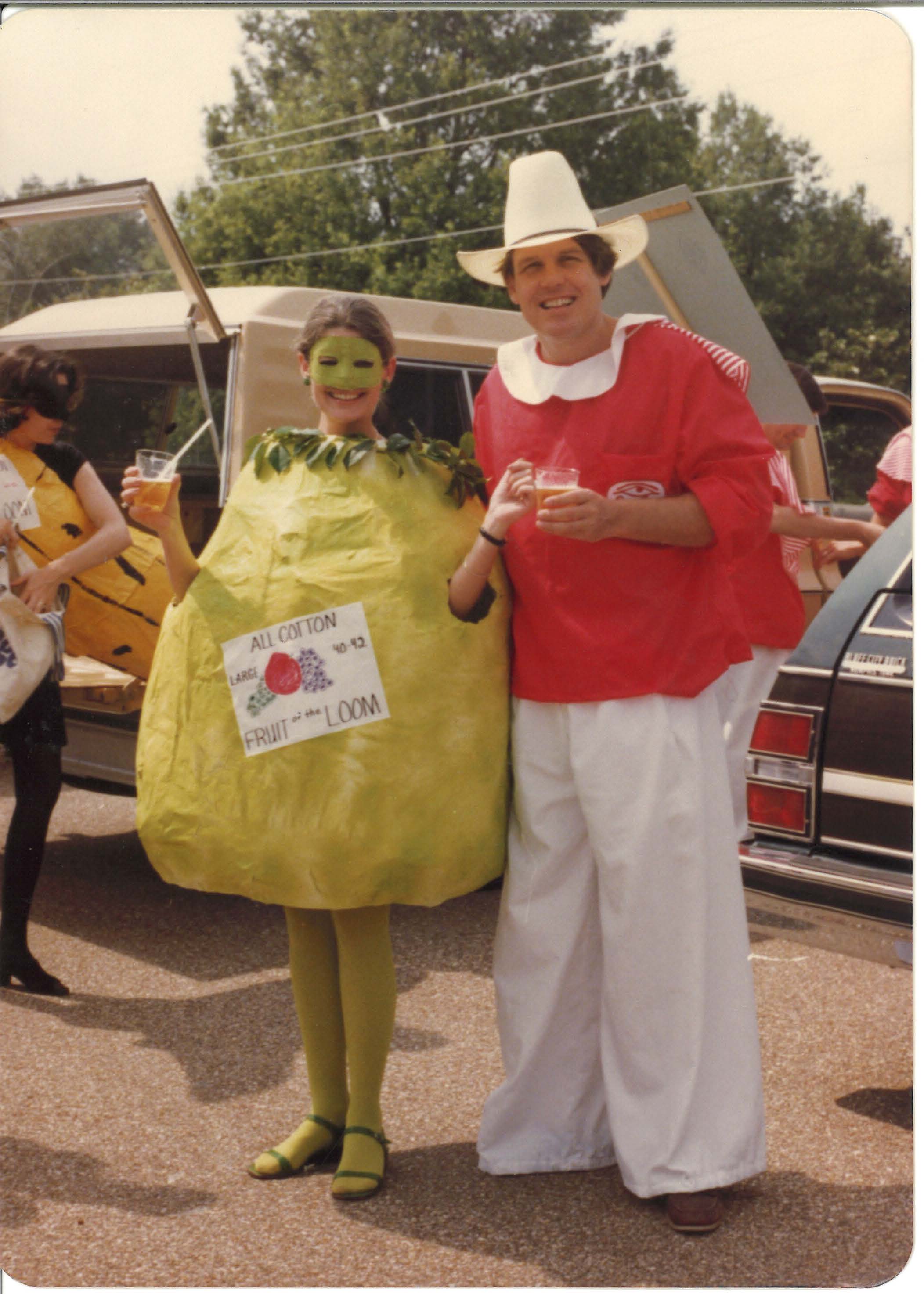 holmes-folder_page_05_image_0001