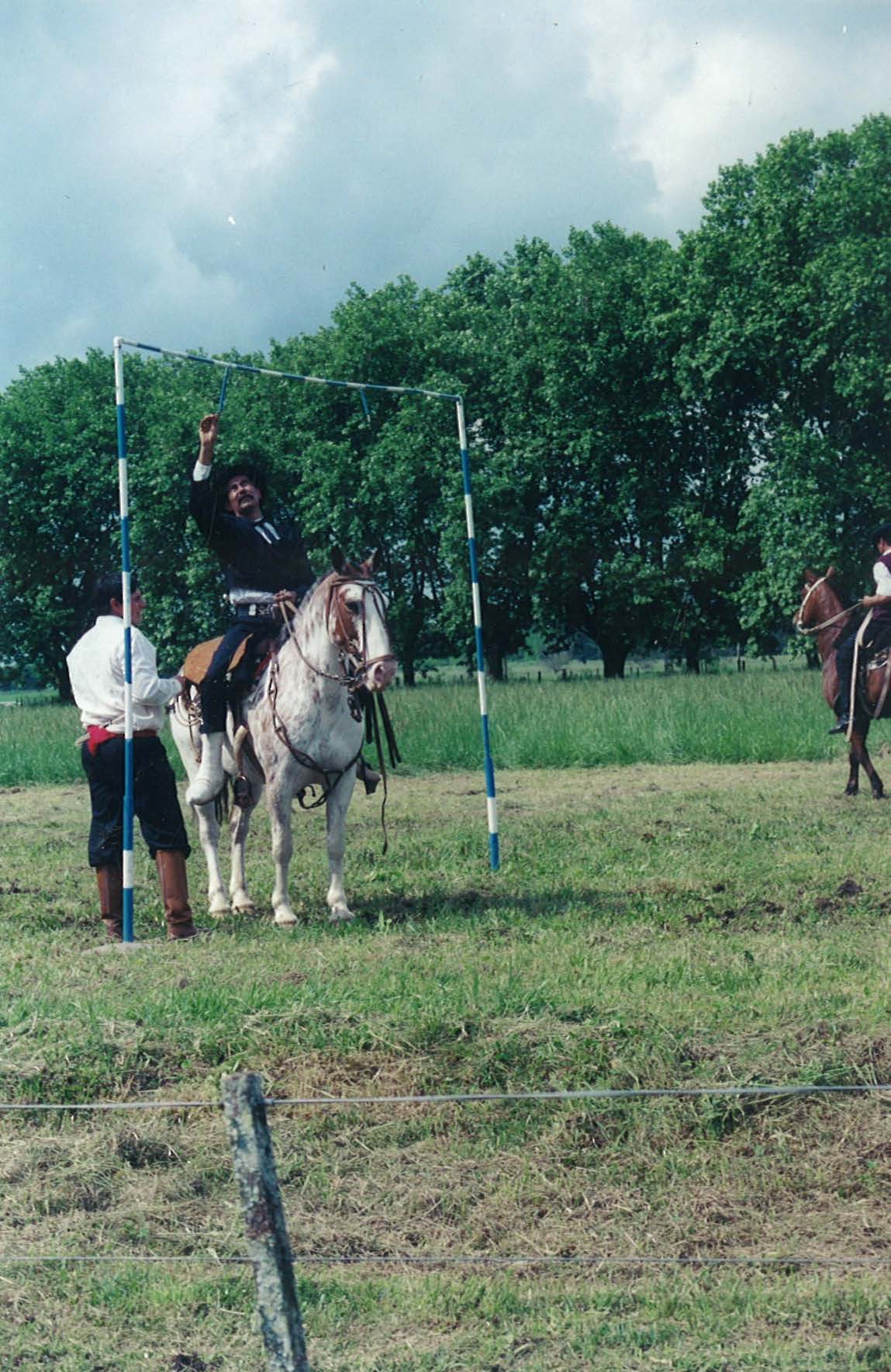 Euro Pics port_Page_09_Image_0001