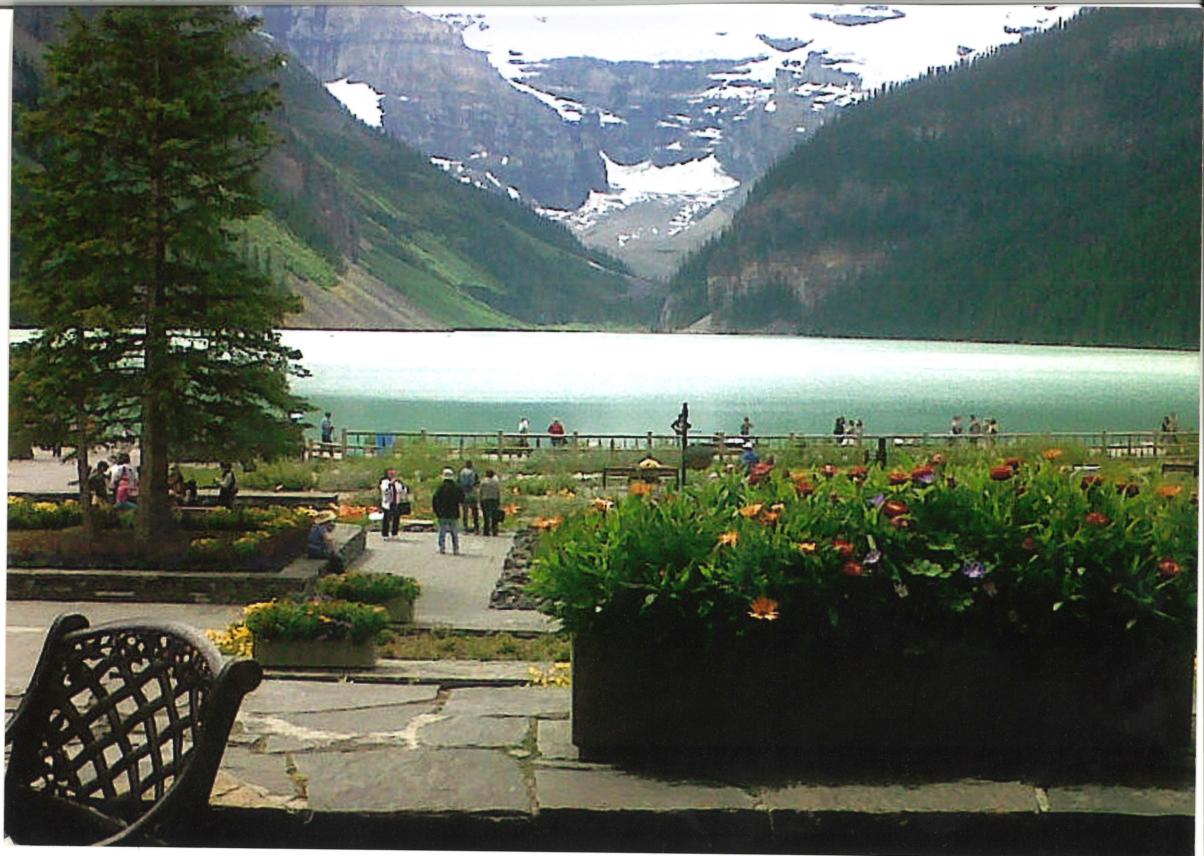 travel-folder_page_018_image_0001